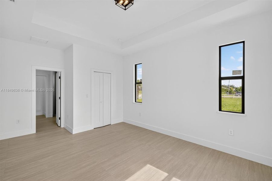 Spacious, unfurnished interior of a new home in , Lehigh Acres (Image 23). Spacious, unfurnished interior of a new home in , Lehigh Acres (Image 23).