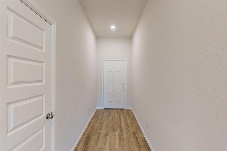 Spacious, unfurnished interior of a new home in Kings Way, Denton (Image 24).