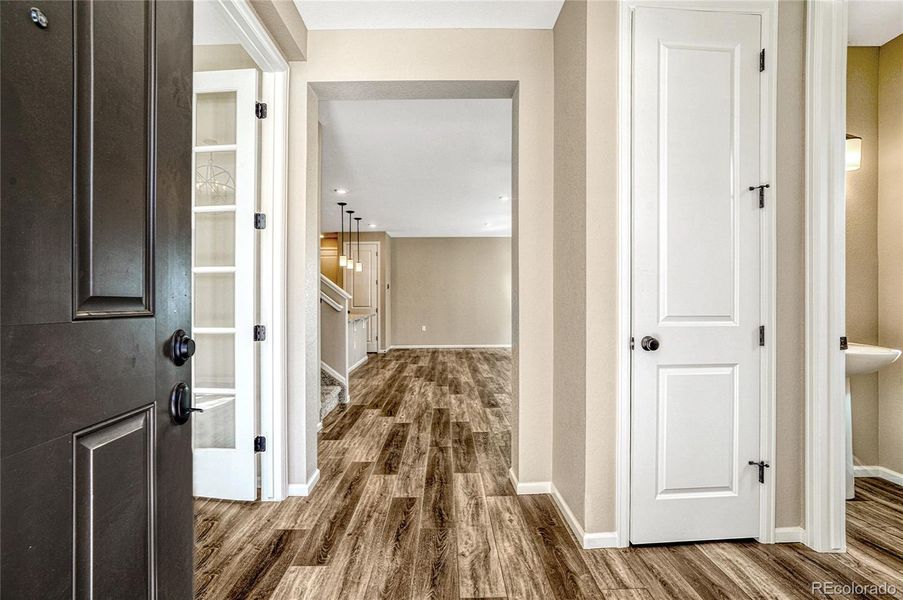 Spacious, unfurnished interior of a new home in , Broomfield (Image 19).