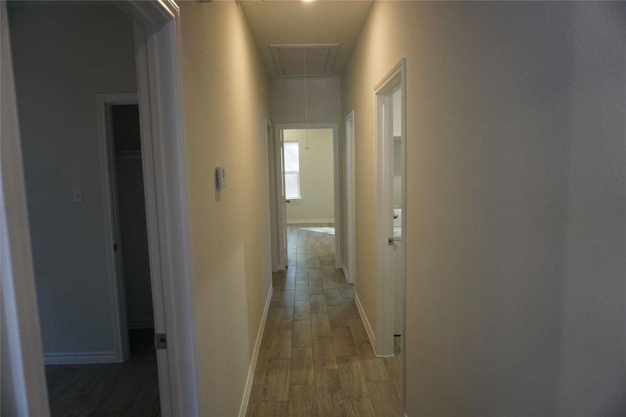 Spacious, unfurnished interior of a new home in , Willis (Image 11).