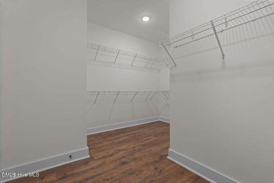 355 Shaw Rd 355 Shaw Rd