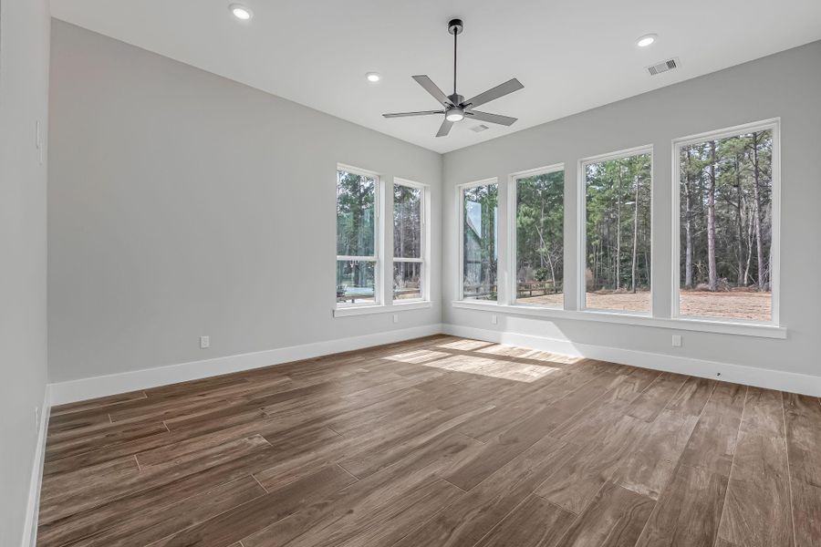 Spacious, unfurnished interior of a new home in , Montgomery (Image 37).