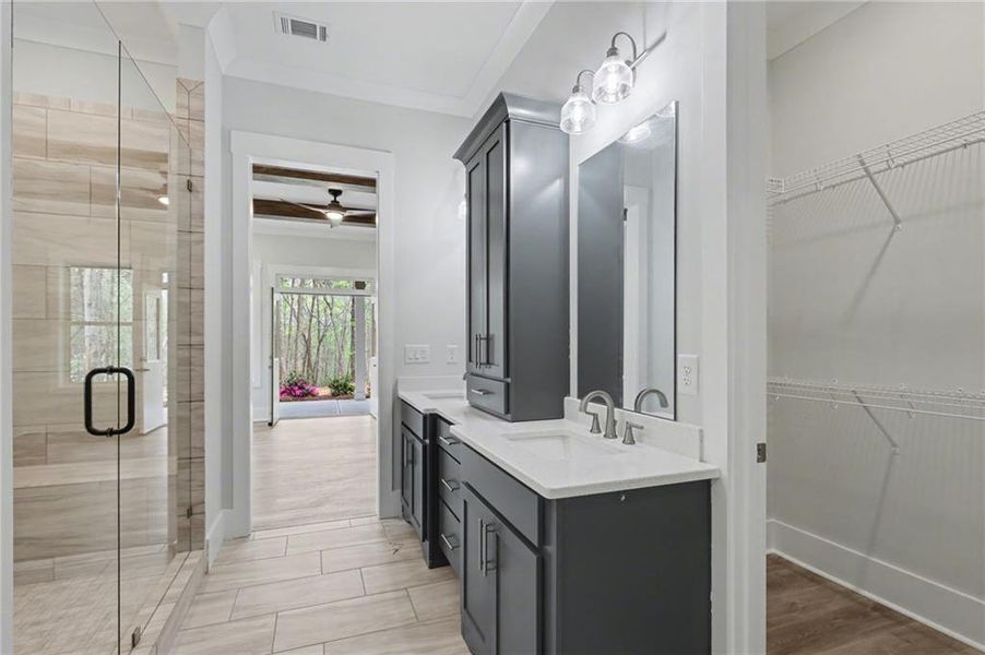 Furnished interior view inside a new home in , Clarkesville (Image 7).