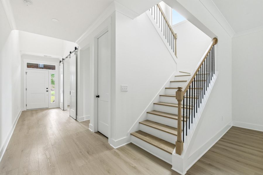 Spacious, unfurnished interior of a new home in , Johns Island (Image 49).