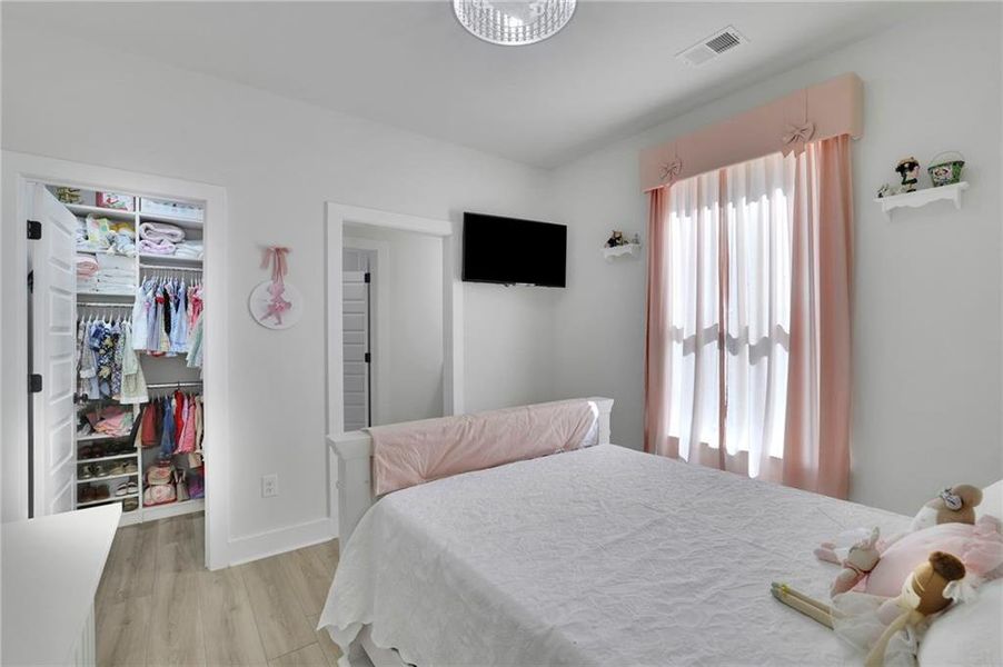 Furnished interior view inside a new home in , Monroe (Image 19).