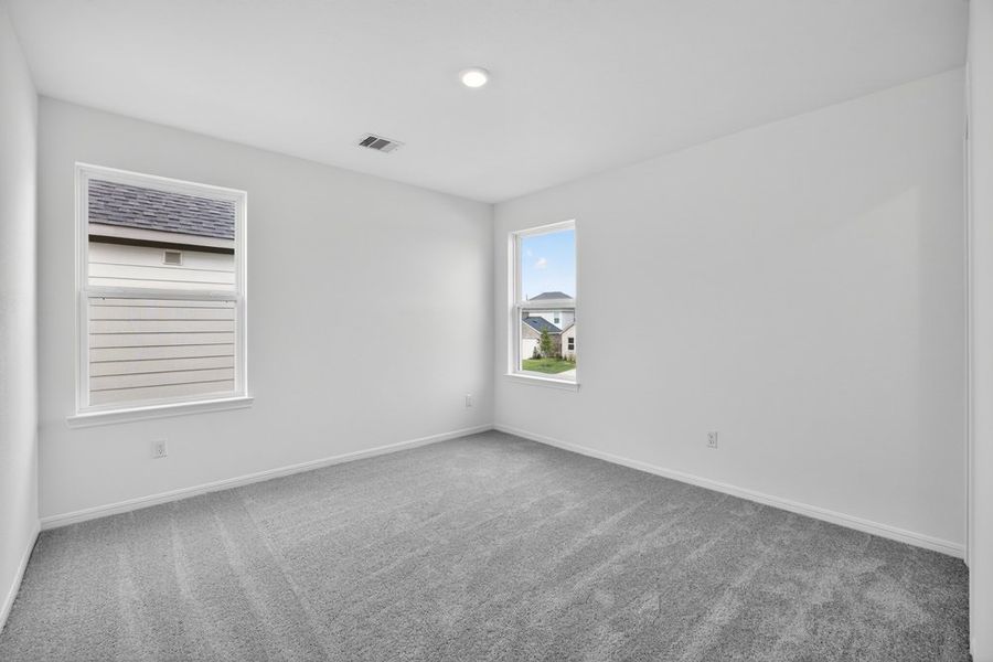 Spacious, unfurnished interior of a new home in Brookewater 45s, Rosenberg (Image 26).