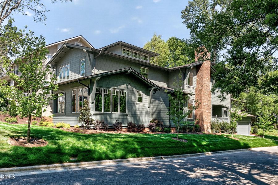 Corner Vantage Point