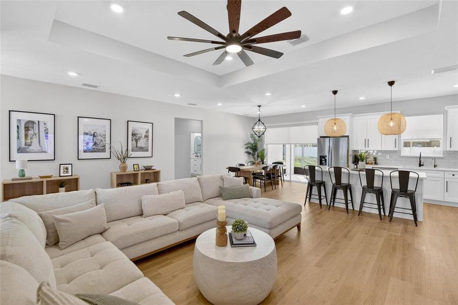 Furnished interior view inside a new home in , Plant City (Image 9).