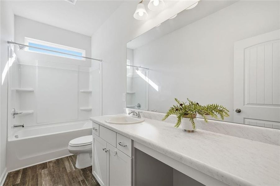 Furnished interior view inside a new home in , Calhoun (Image 15).
