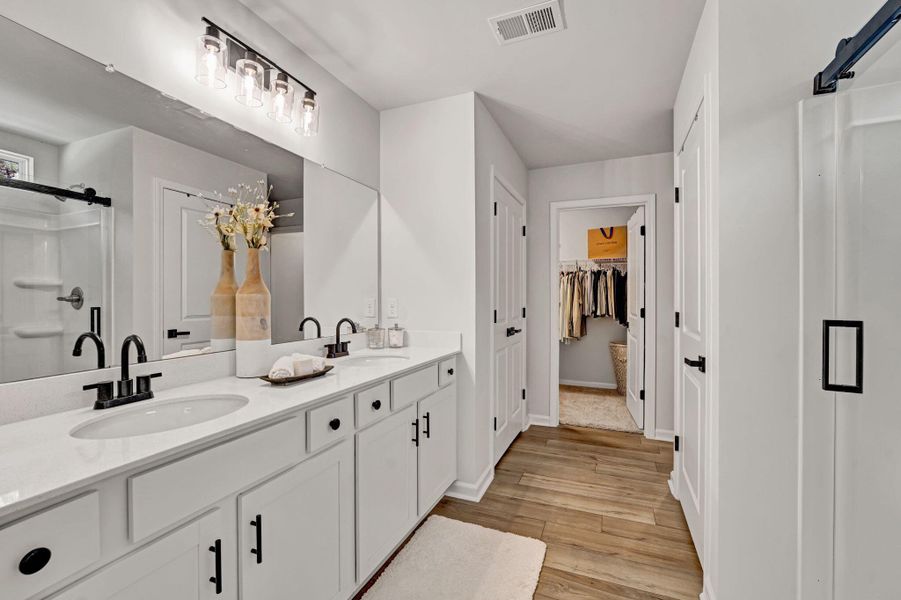 Furnished interior view inside a new home in , Hardeeville (Image 33).