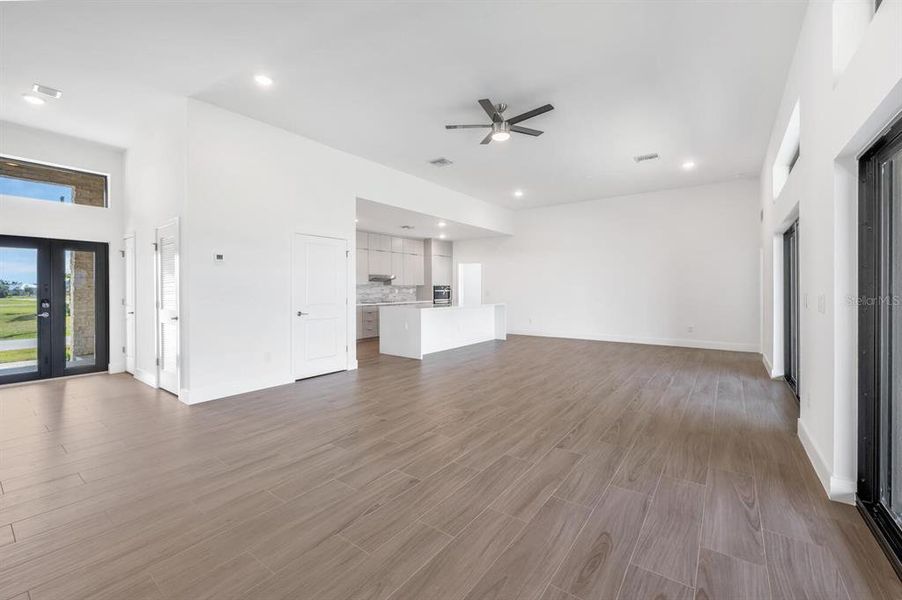 Spacious, unfurnished interior of a new home in , Punta Gorda (Image 21). Spacious, unfurnished interior of a new home in , Punta Gorda (Image 21).