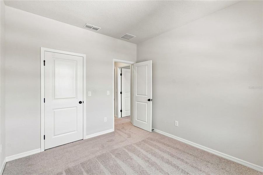 Spacious, unfurnished interior of a new home in , St. Cloud (Image 24).