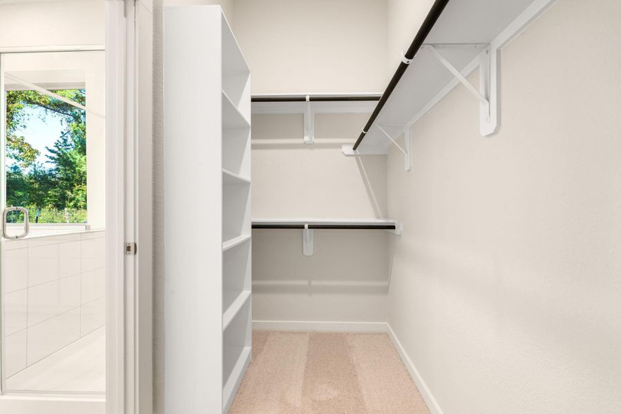 Spacious, unfurnished interior of a new home in Lexington Heights, Willis (Image 20).