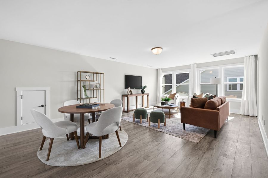 Furnished interior view inside a new home in Edgewater - Harbor Pointe, Lancaster (Image 25).