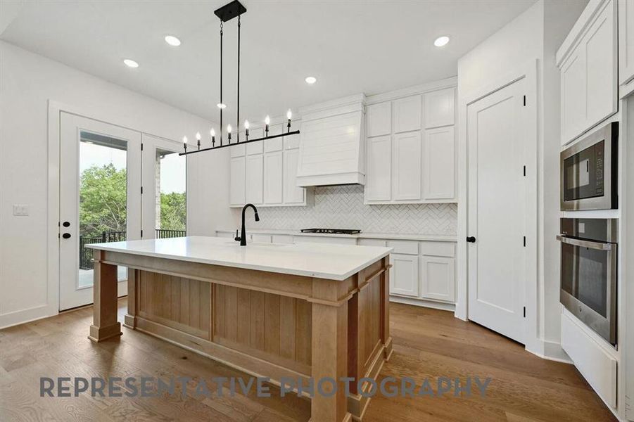 Furnished interior view inside a new home in Quail Hollow, Rockwall (Image 3).