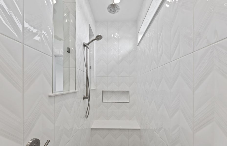 Owner's Bath Walk-In Shower Detail