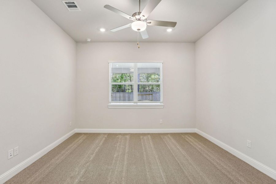 Spacious, unfurnished interior of a new home in Woodhavyn 40', Magnolia (Image 26). Spacious, unfurnished interior of a new home in Woodhavyn 40', Magnolia (Image 26).