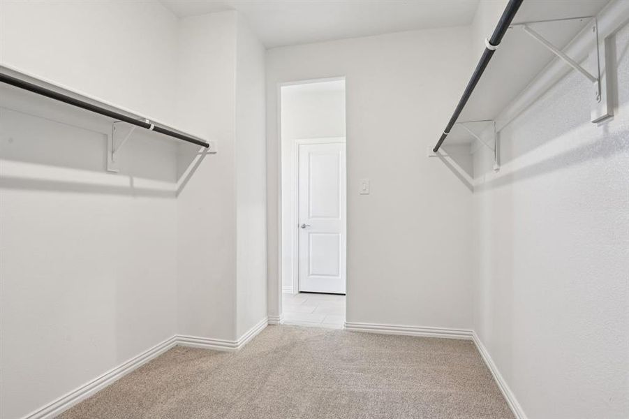 Photo is not of the actual home, but is an inspirational photo of builder’s model home and may depict options, furnishings, and/or decorator features that are not included.