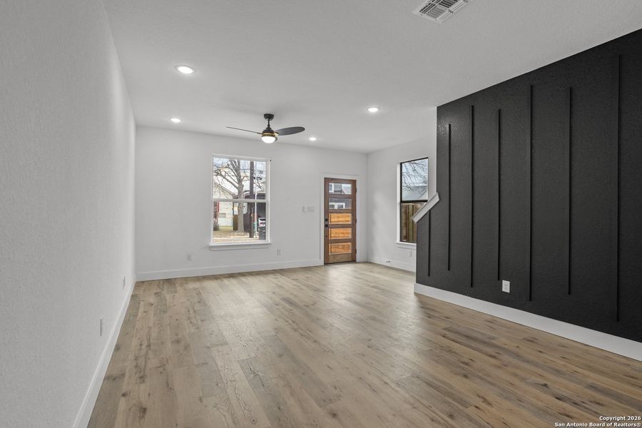 Spacious, unfurnished interior of a new home in , San Antonio (Image 50).
