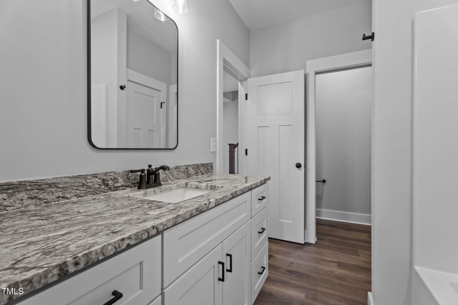 53-web-or-mls-DSC08765 53-web-or-mls-DSC08765