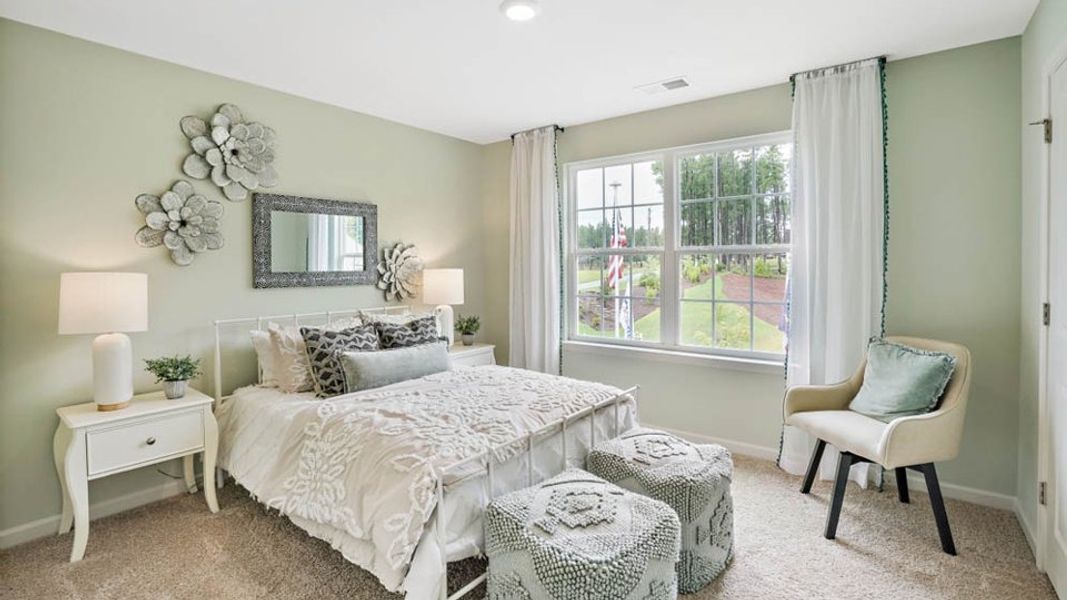 Representative furnished interior of a home built from the HAYDEN by D.R. Horton in Steeplegate Village, Trinity (Image 14). Representative furnished interior of a home built from the HAYDEN by D.R. Horton in Steeplegate Village, Trinity (Image 14).