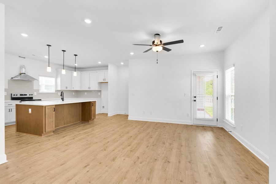 Representative unfurnished interior of a home built from the Titusville II by Regent Homes in Marlon's Creek, Spring Hill (Image 18).