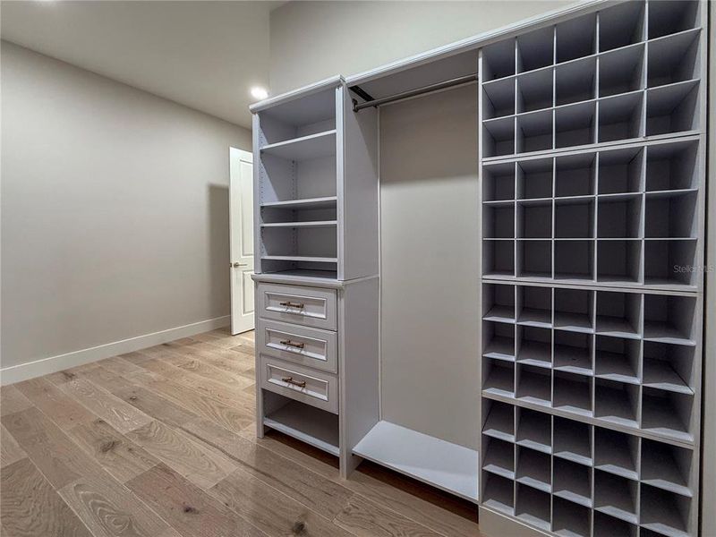 Furnished interior view inside a new home in , Tampa (Image 70).