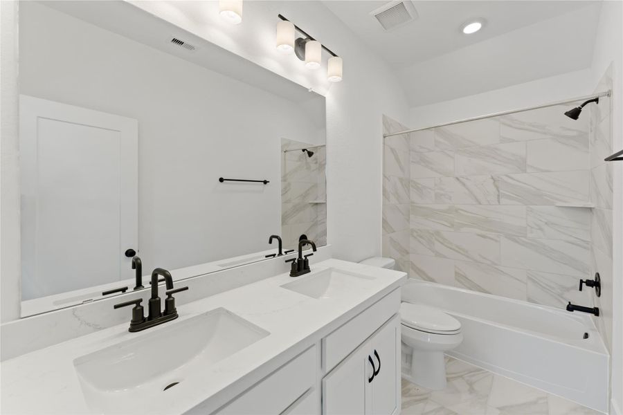 Furnished interior view inside a new home in Arabella on the Prairie, Richmond (Image 13).