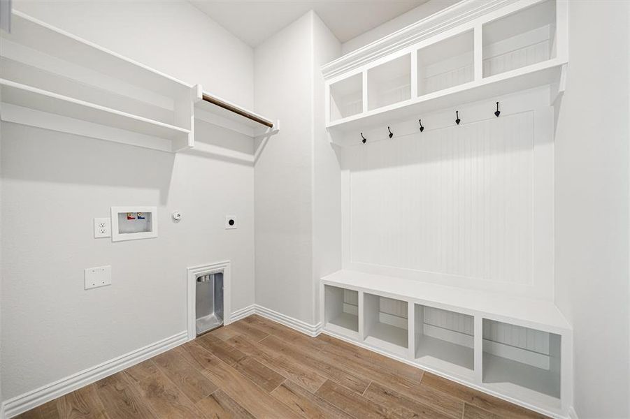 Spacious, unfurnished interior of a new home in Morningstar, Aledo (Image 12). Spacious, unfurnished interior of a new home in Morningstar, Aledo (Image 12).