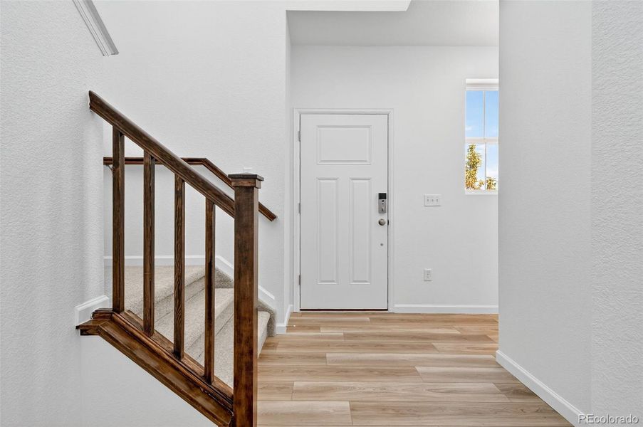 2110 Wagon Wheel Aly ~ Ready Now