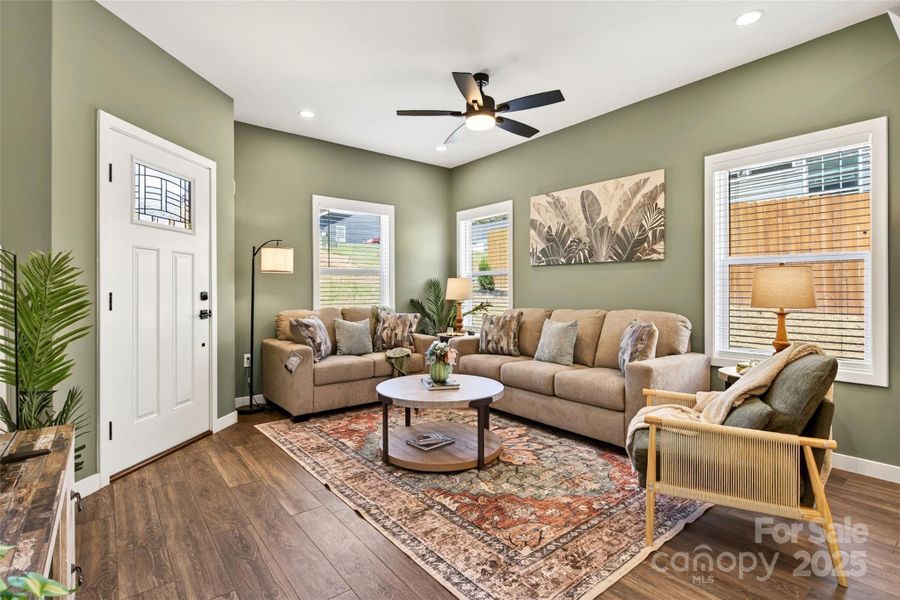 Furnished interior view inside a new home in , Marion (Image 7).