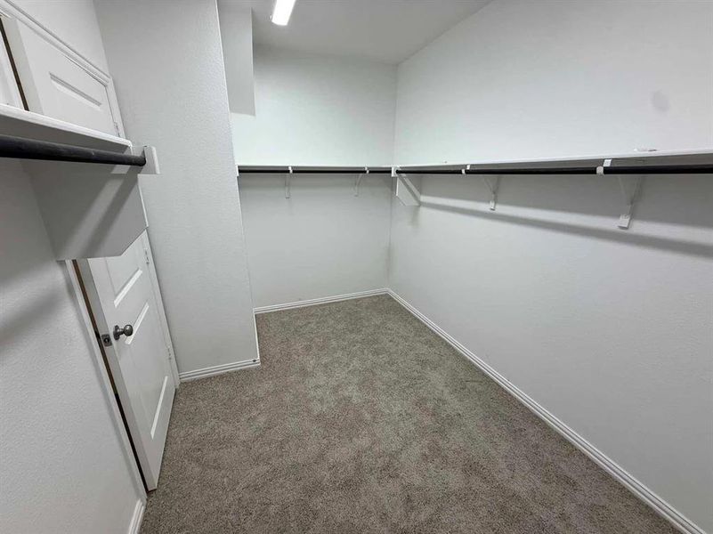 Spacious, unfurnished interior of a new home in Brookshire at Legacy Hills-50s, Celina (Image 29). Spacious, unfurnished interior of a new home in Brookshire at Legacy Hills-50s, Celina (Image 29).