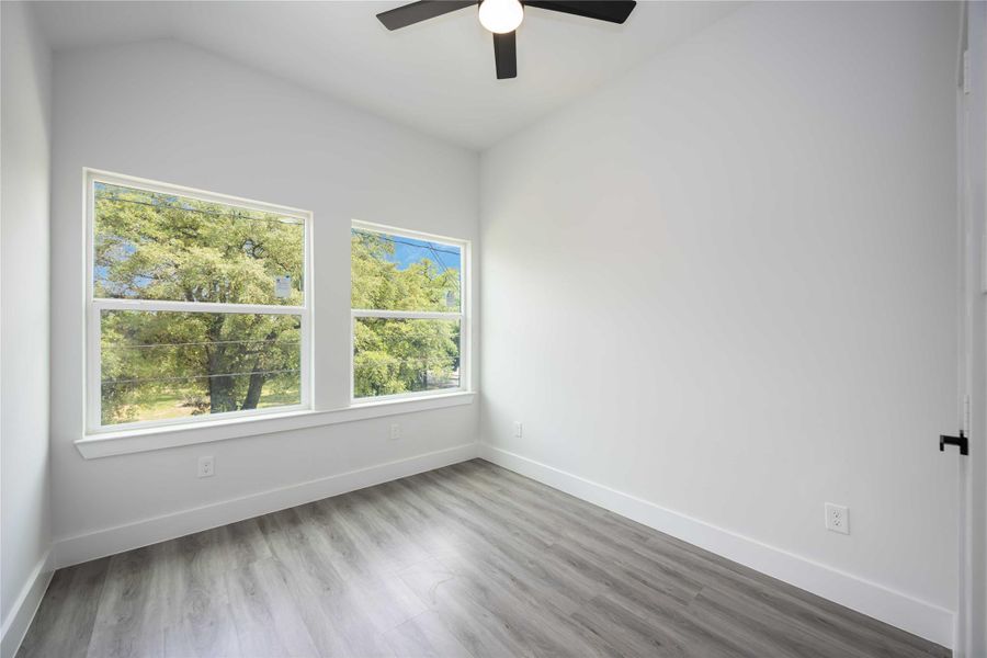 Spacious, unfurnished interior of a new home in , Houston (Image 16).