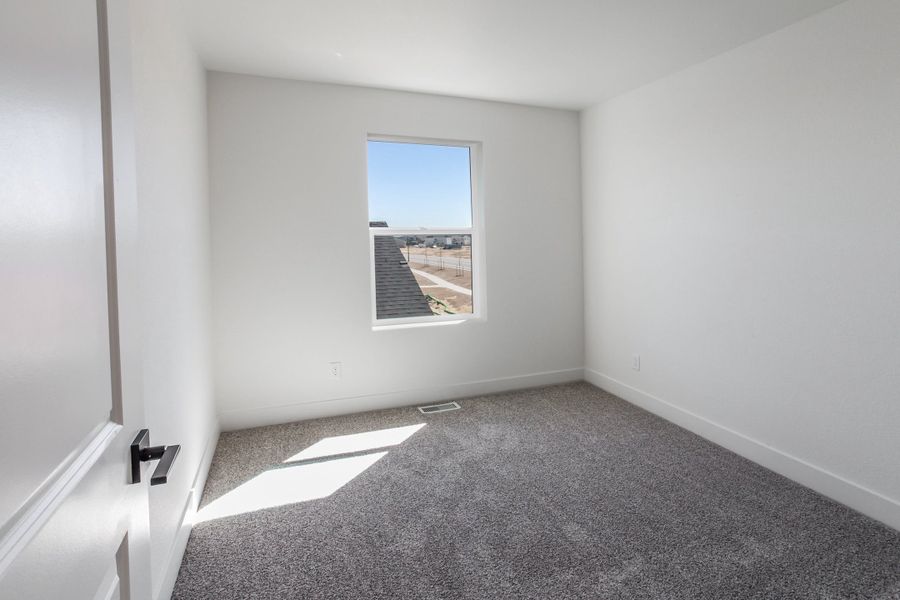 Spacious, unfurnished interior of a new home in Prairie Song, Windsor (Image 24). Spacious, unfurnished interior of a new home in Prairie Song, Windsor (Image 24).