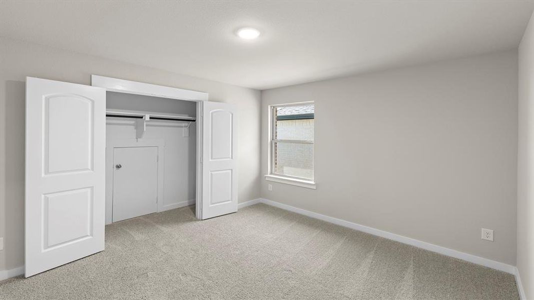 25. 1323 Burgess - Bed 5 25. 1323 Burgess - Bed 5