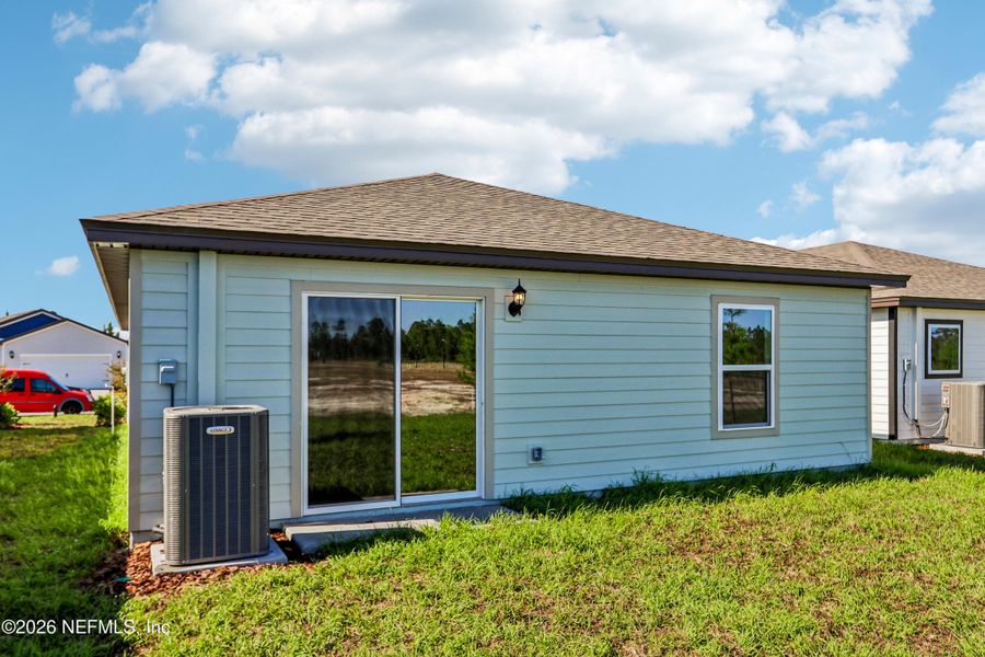 Exterior details and patio area of a home in , Jacksonville (Image 20).