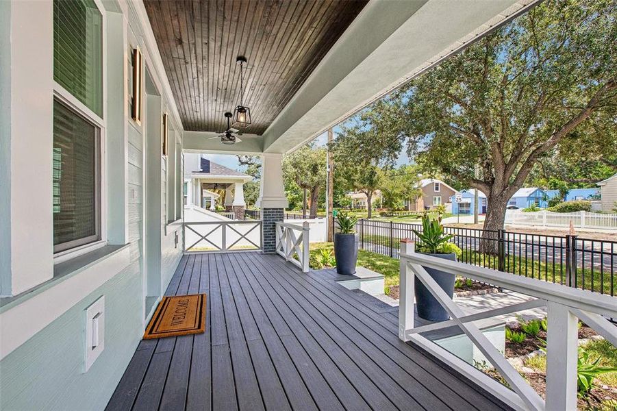 Exterior details and patio area of a home in , Tampa (Image 29).