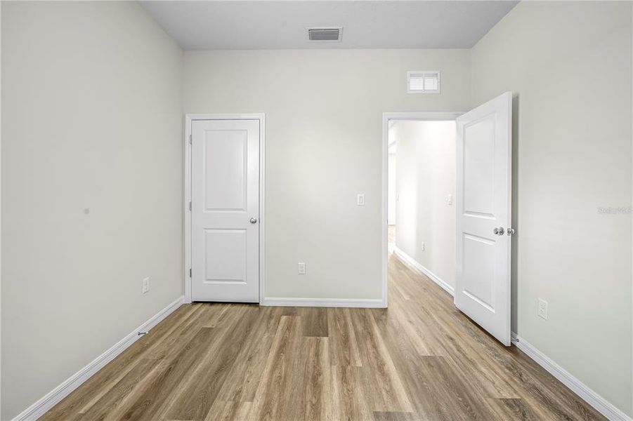 Spacious, unfurnished interior of a new home in , Brooksville (Image 18).