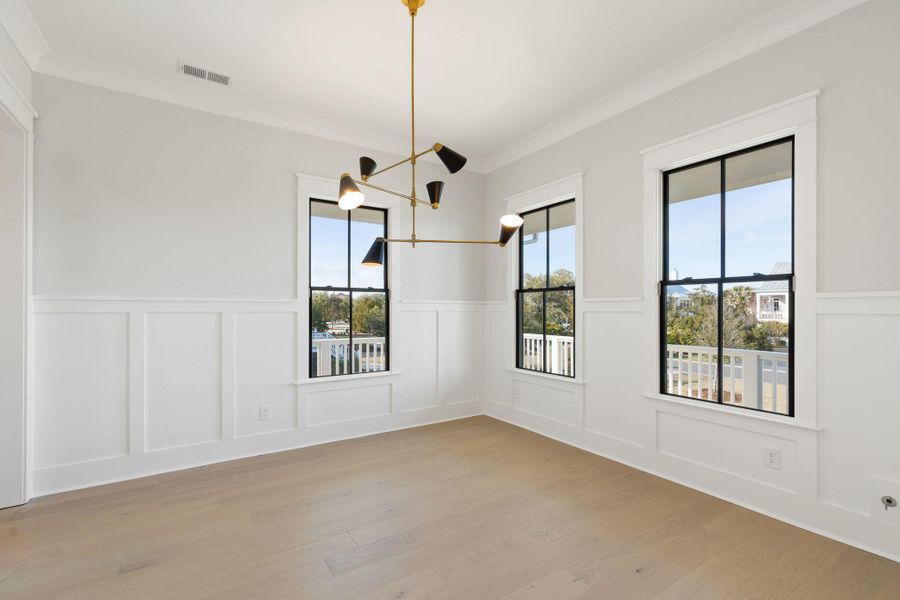Spacious, unfurnished interior of a new home in Rivercroft, Awendaw (Image 48).