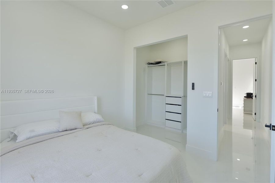 Furnished interior view inside a new home in , Cape Coral (Image 18).