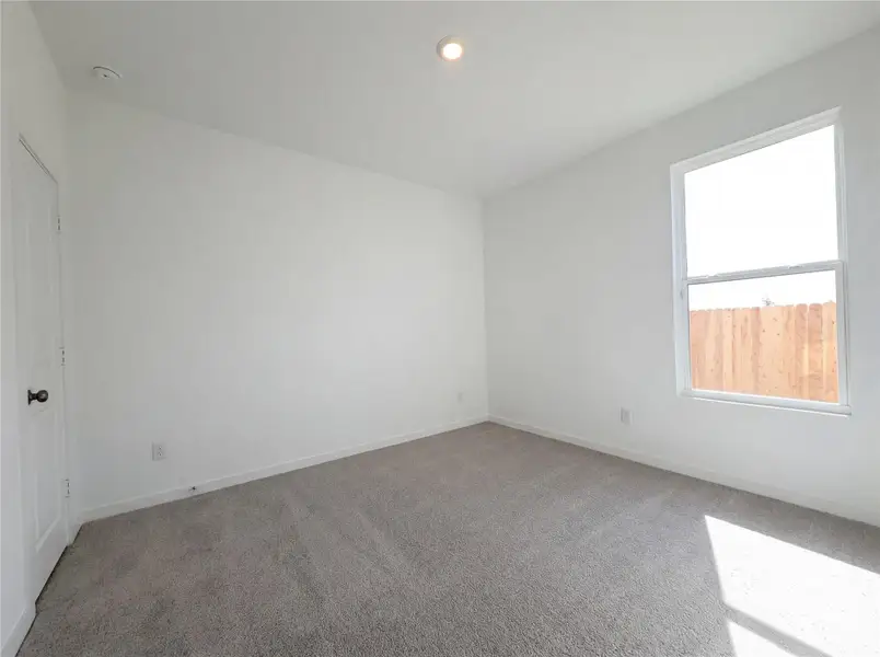 Spacious, unfurnished interior of a new home in River Ranch, Dayton (Image 21).