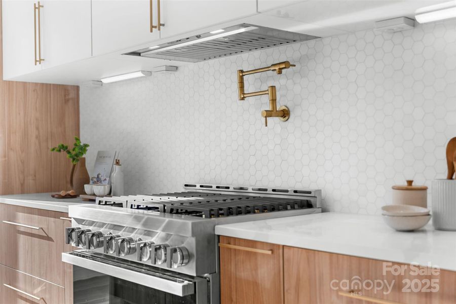 Close-up of interior finishes inside a home in , Charlotte (Image 20). Close-up of interior finishes inside a home in , Charlotte (Image 20).