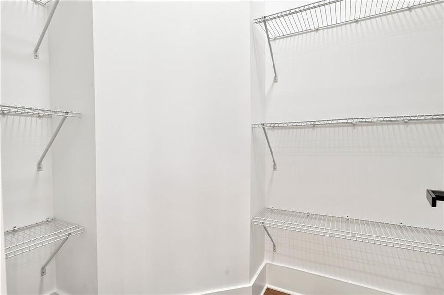 Spacious, unfurnished interior of a new home in , Fairburn (Image 22).