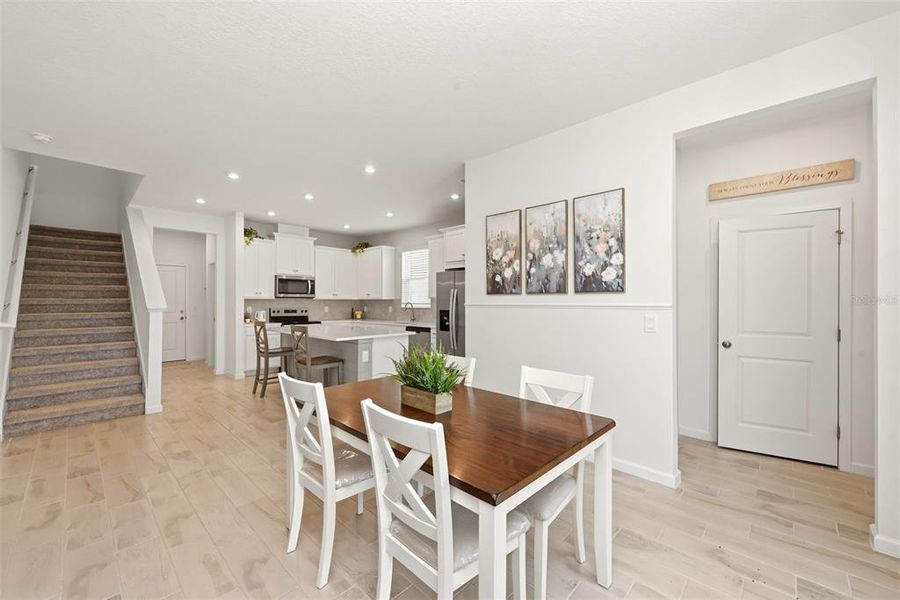 Furnished interior view inside a new home in Meadowlark Landing, Apopka (Image 35). Furnished interior view inside a new home in Meadowlark Landing, Apopka (Image 35).