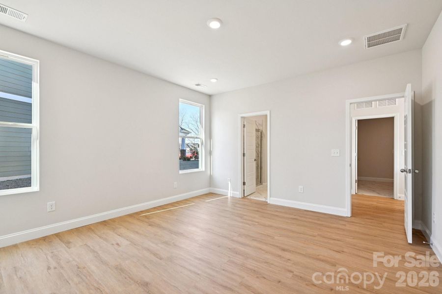 Spacious, unfurnished interior of a new home in , Cramerton (Image 29).