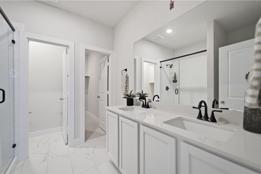 Furnished interior view inside a new home in Massey Oaks, Pearland (Image 11).