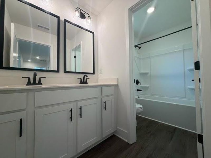 Furnished interior view inside a new home in Tuscany Hills, Douglasville (Image 9).
