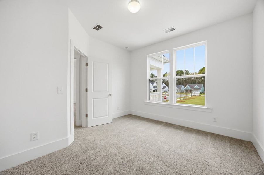 Spacious, unfurnished interior of a new home in Homecoming, Ravenel (Image 15).