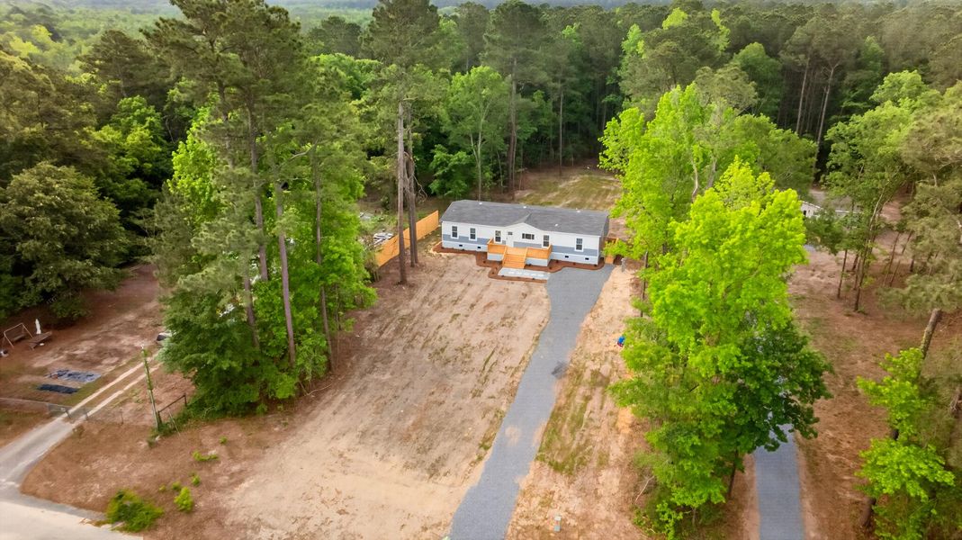 Image 36 of a home in .