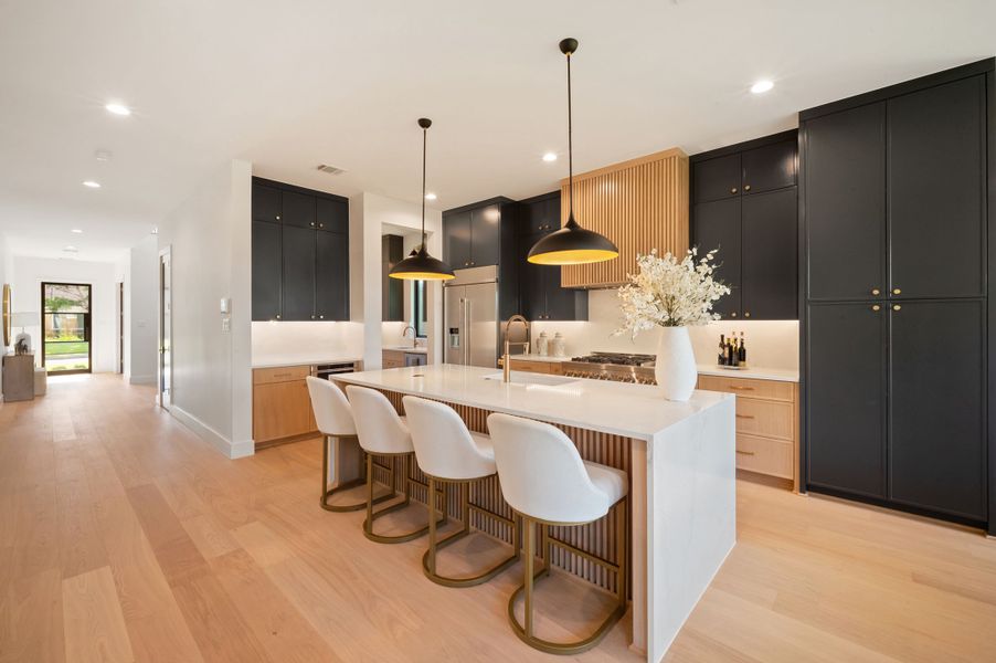 Furnished interior view inside a new home in , Dallas (Image 7).